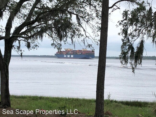 Foto del edificio - 3 br, 2.5 bath House - 7836 River Rd.