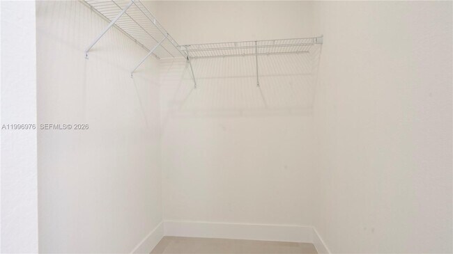 Foto del edificio - Southwest 96th Court, Cutler Bay, FL 33189 - 4 BR 3.5 BA single-family home