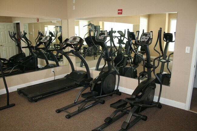 Foto del edificio - Town Creek Condo - Available Now!