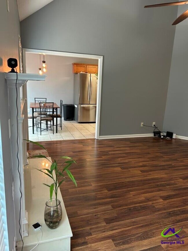 Foto del edificio - 117 Meadow View Dr