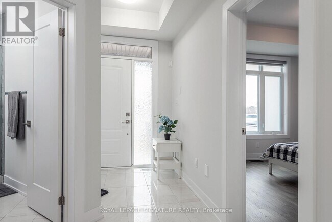 Building Photo - 2166 Postmaster Dr