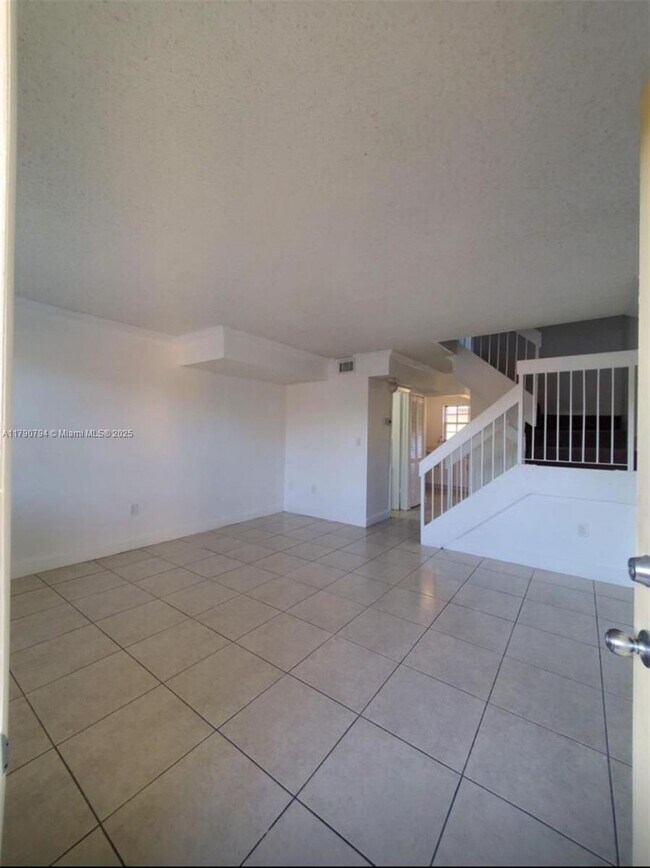 Foto del edificio - 7510 SW 152nd Ave