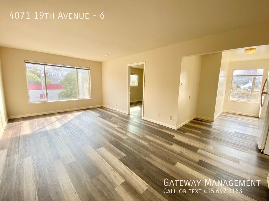 Primary Photo - Top floor sunny with View & modern Kitchen