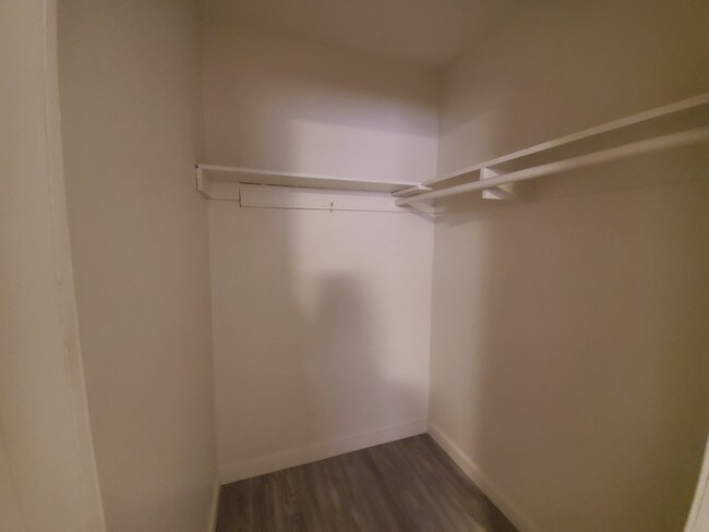 Building Photo - 1336 E Willetta St