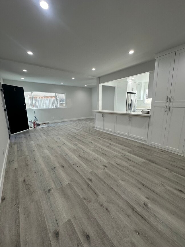 Building Photo - 8363 Blackburn Ave