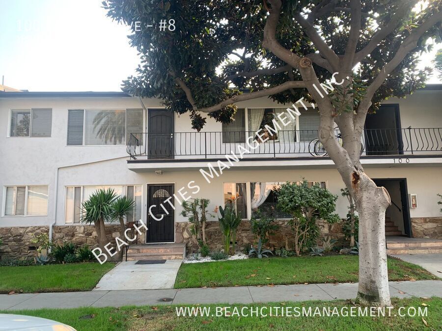 Primary Photo - Charming 1 Bedroom 1 Bath Condo- Blocks Aw...