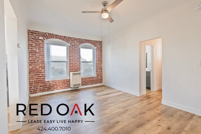 Building Photo - 974 S Gramercy Pl