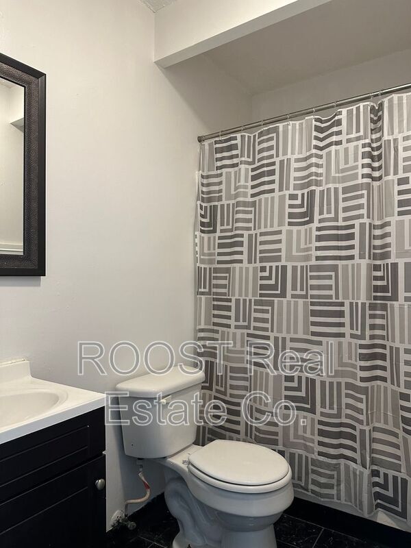 Foto del edificio - 2199-2199 Amherst Ave