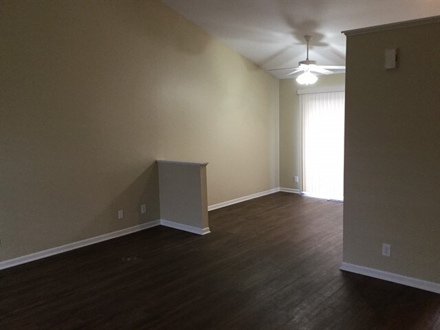 Foto del edificio - 10709 Kelsey Drive
