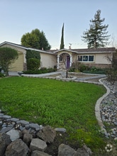 Building Photo - 412 Rosemont Dr