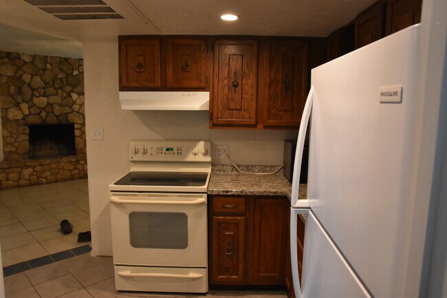 Foto del edificio - 1514 W Palmer Dr.