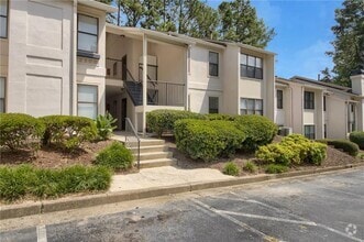 Building Photo - 2510 Huntingdon Chase