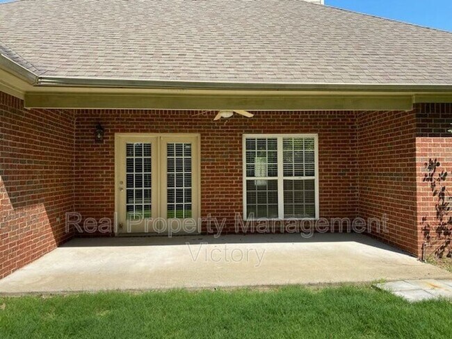 Foto del edificio - 981 Narrows Point Dr
