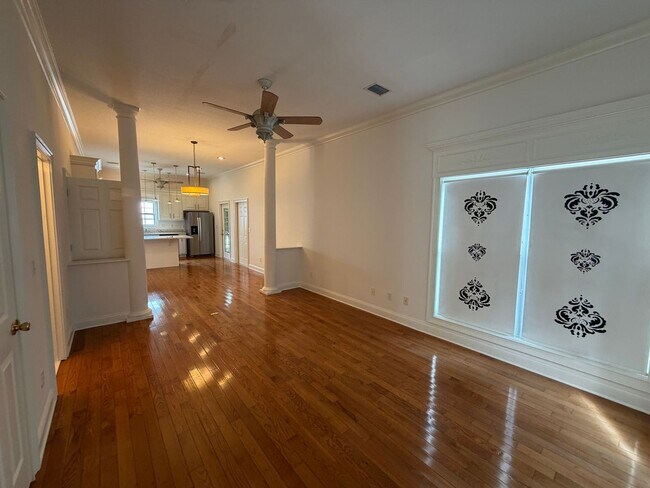 Foto del edificio - 105 Serenity Ln