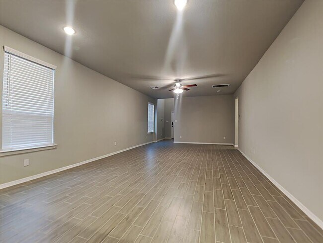 Foto del edificio - 25566 Northpark Spruce Dr