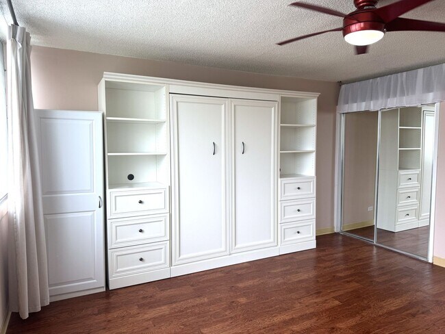 Foto del edificio - Rycroft Terrace - Upgraded Studio with Parking!