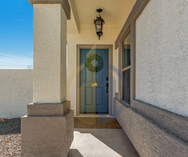 Foto del edificio - 697 W Oak Tree Ln