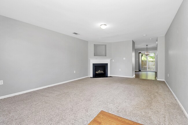 Building Photo - 115 Hunslet Cir