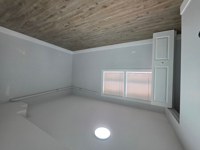 Foto del edificio - 1621 E 74th Pl