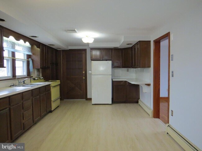 Foto del edificio - 1412 Fairmount Rd