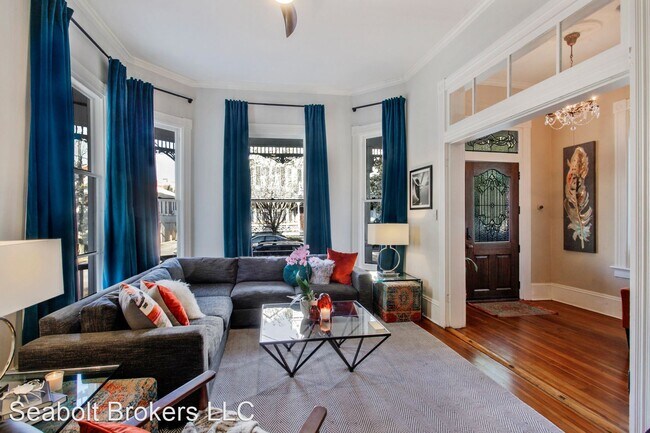 Foto del edificio - 5 br, 3 bath House - 440 Habersham St