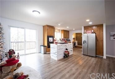 Building Photo - 9541 Fox Dr