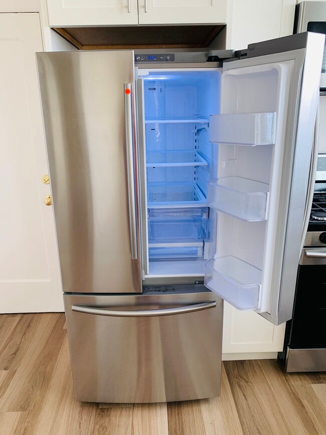 New Samsung fridge. - 2197 Golden Gate Avenue