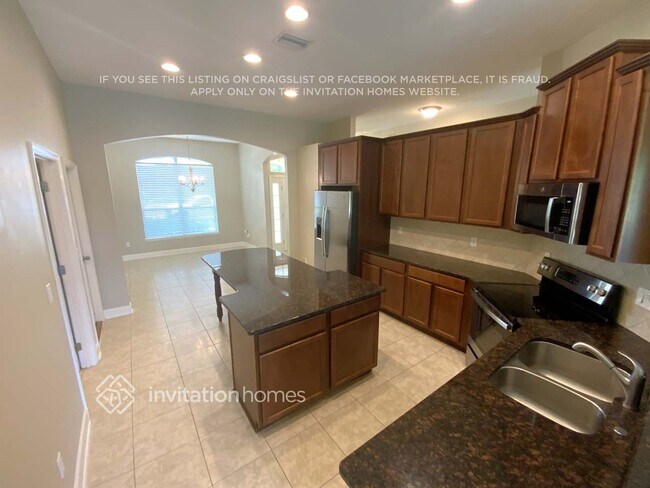 Foto del edificio - 128 Savanna Preserve Ct