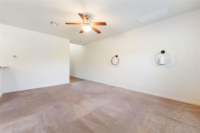 Foto del edificio - 1620 Bryant Dr