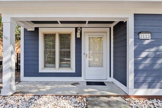 Foto del edificio - 2112 Brunswick Cir