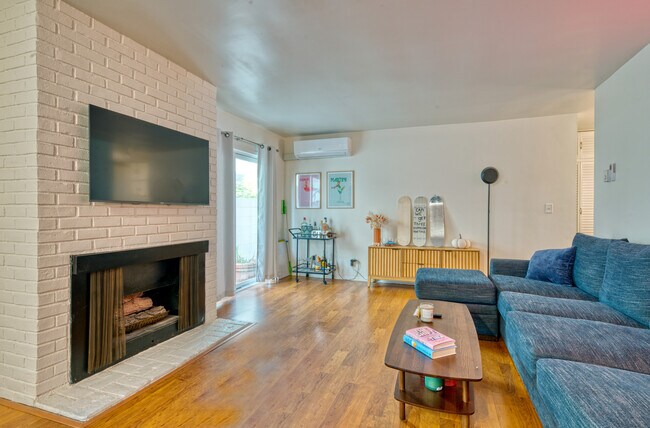 Building Photo - 1524 Berkeley St