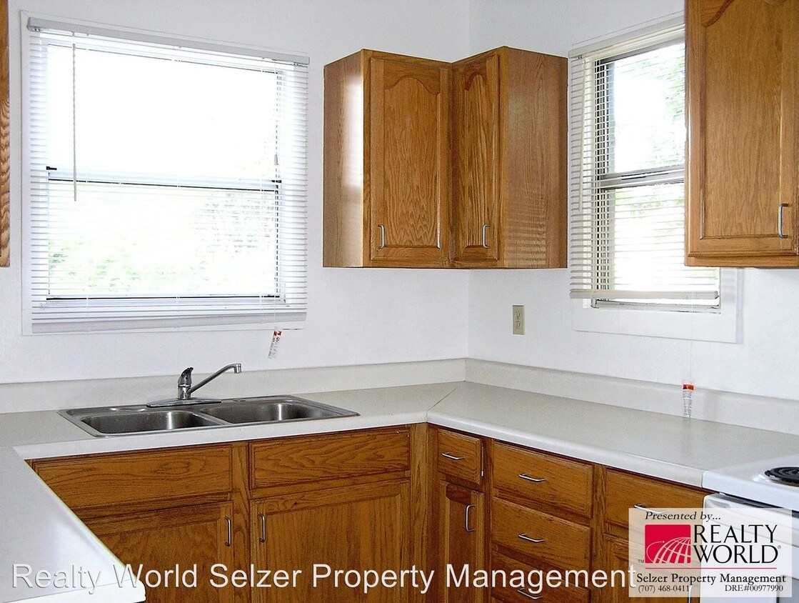 Building Photo - 200 Norgard Ln