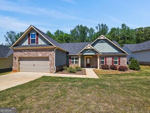 Building Photo - 213 Graydon Ct