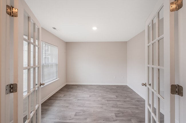 Building Photo - 182 Water Wheel Rd