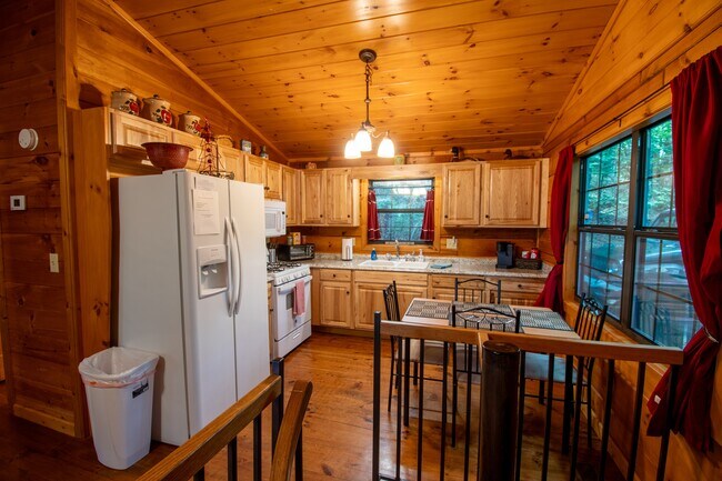 Foto del edificio - 423 Laurel Creek Road