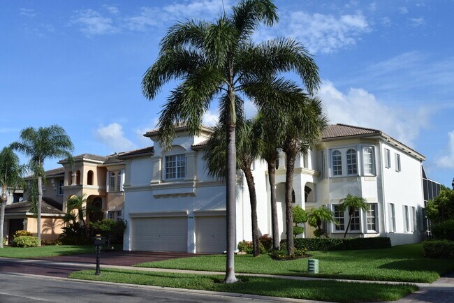 Building Photo - 7444 Greenville Cir