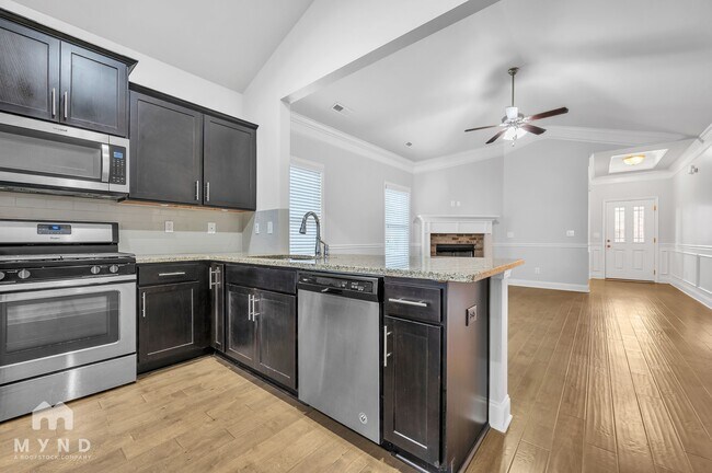 Foto del edificio - 8304 Stillwater Cir