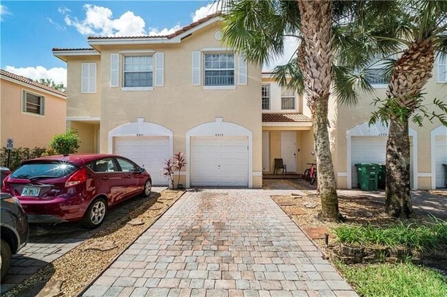 Building Photo - 6373 Landings Way