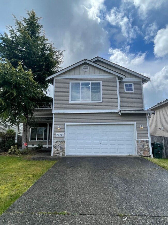 Building Photo - Perfect Home In a Perfect Location!