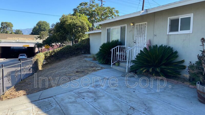 Foto principal - 2020 S 6th St