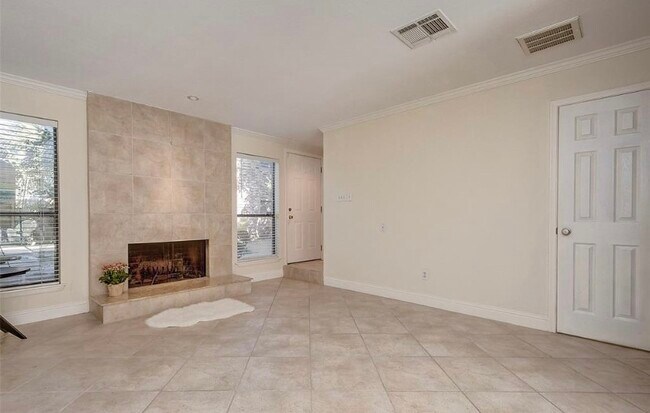 Building Photo - 2503 Bering Dr