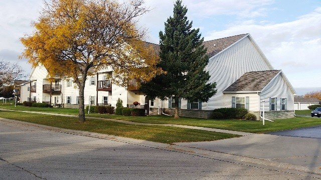 394 Pine Tree Dr Fond Du Lac Wi 54935 Apartments Fond Du Lac Wi Apartments Com