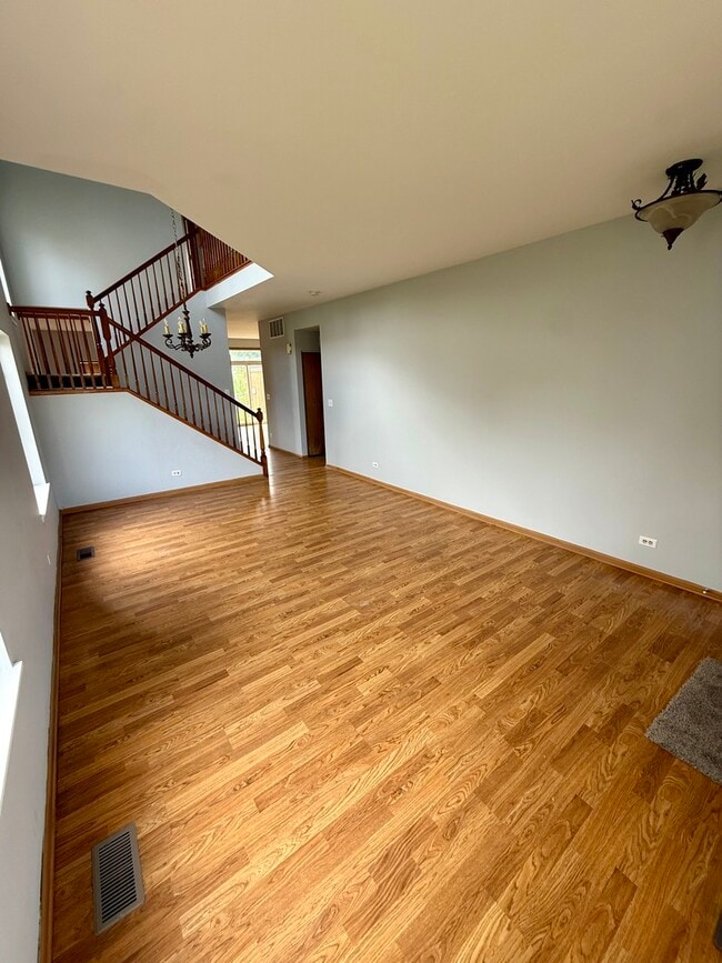 Building Photo - 2208 Rebecca Cir