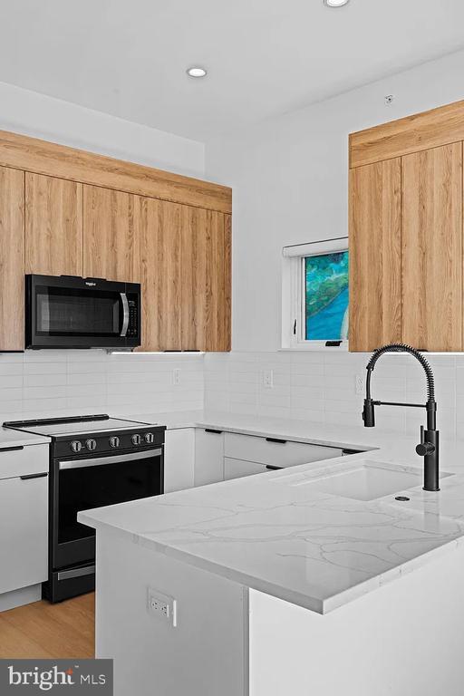 Building Photo - 4225 Powelton Ave