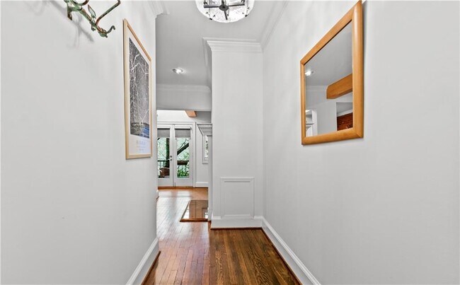 Foto del edificio - 2840 Peachtree Rd NW