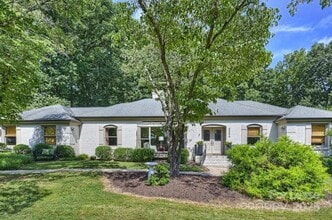 Building Photo - 6334 Fair Valley Dr