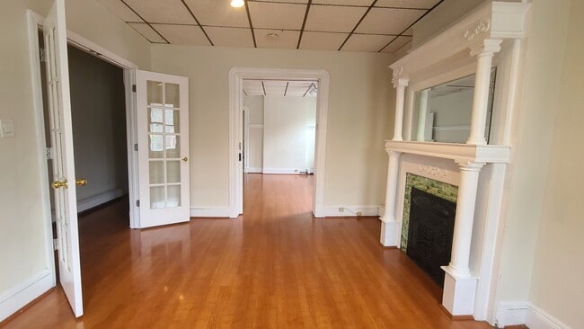 Building Photo - 86 Tonnele Ave