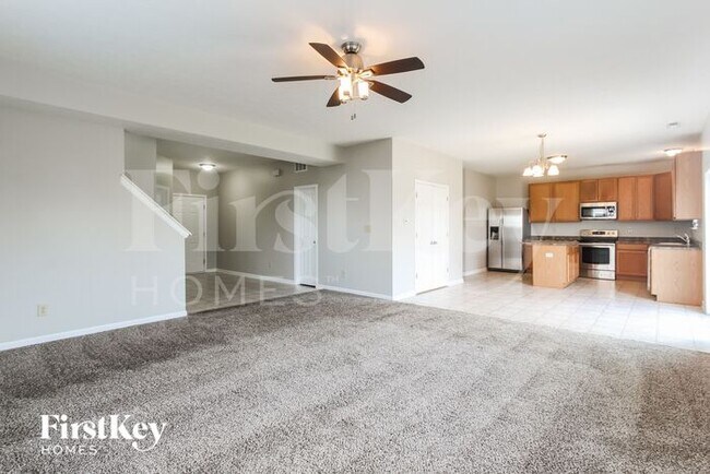 Building Photo - 18185 Knobstone Way