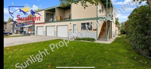 Primary Photo - "Charming 2-Bed Oasis in Prime Billings Lo...