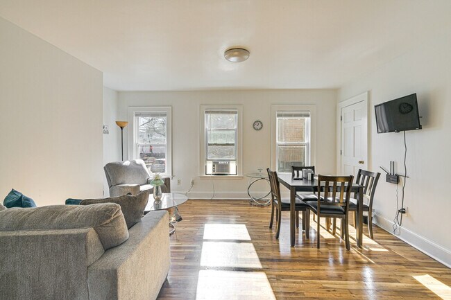 Foto del edificio - 139-141 Putnam Avenue-SI ID1385916P